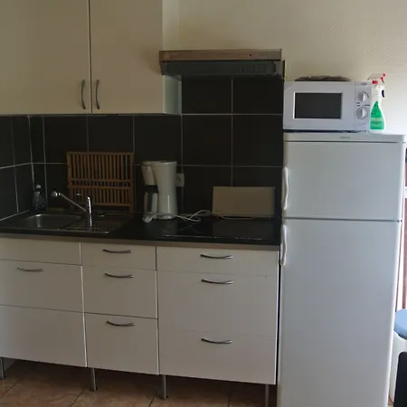 Les Mimosas ホテル 2*