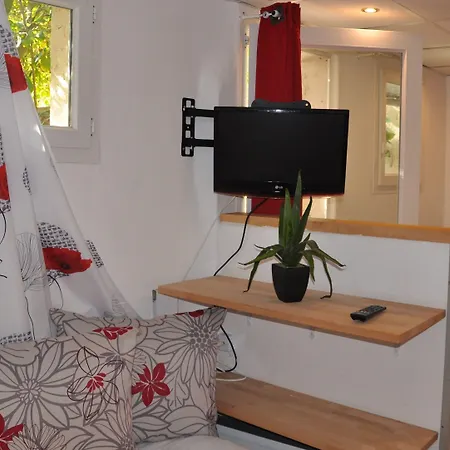 Les Mimosas 2* ボルム・レ・ミモザ