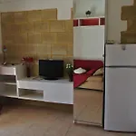 Les Mimosas Hotel 2*