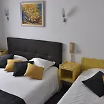 Les Mimosas Hotel 2*