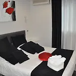 Hotel Les Mimosas 2*