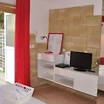 Hotel Les Mimosas 2*