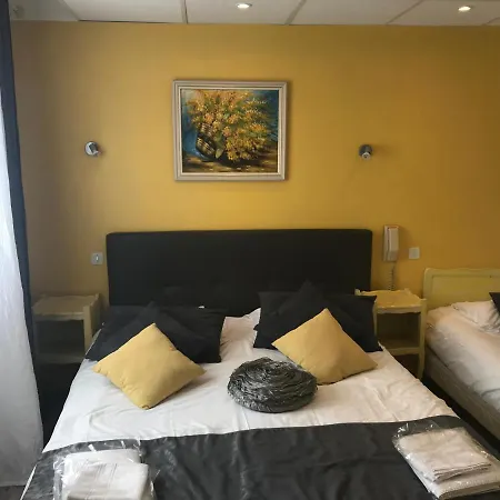 Ξενοδοχείο Les Mimosas 2*