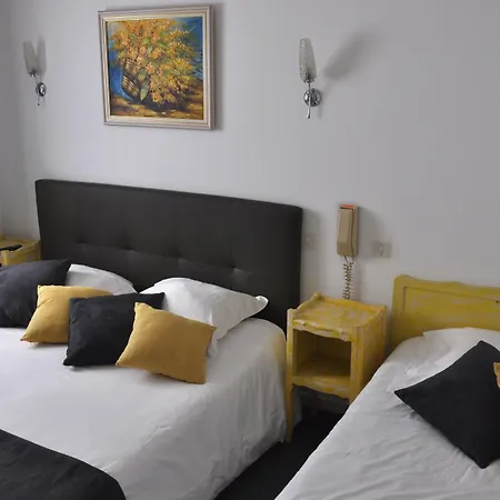 Les Mimosas Hotel 2*