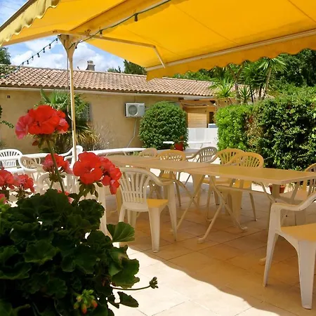 Ξενοδοχείο Les Mimosas 2*