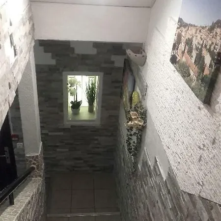 Les Mimosas Hotel 2*
