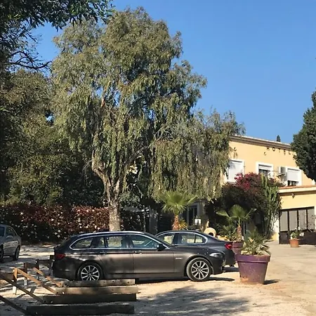 Hotel Les Mimosas 2*