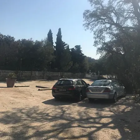 Les Mimosas Hotel