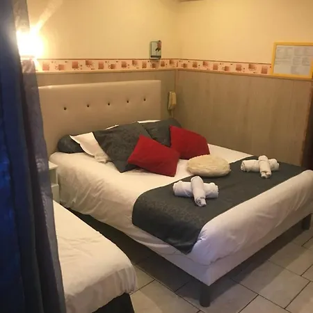 Les Mimosas Hotel 2*