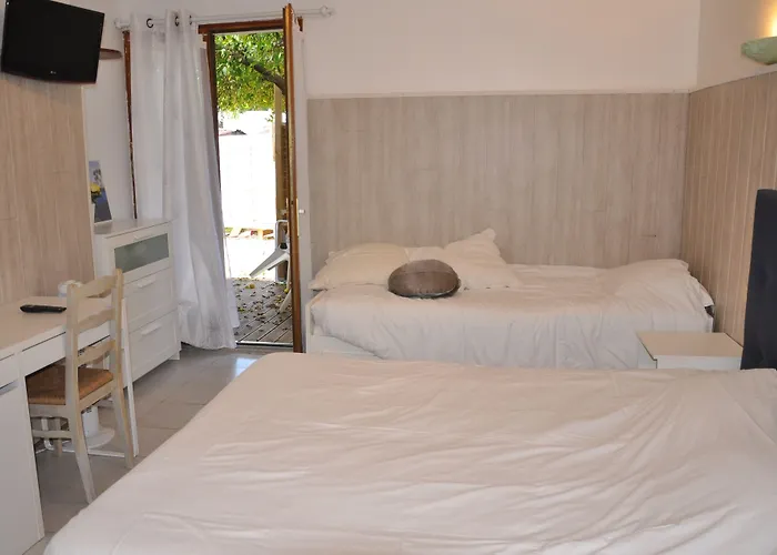 Hotel Les Mimosas
