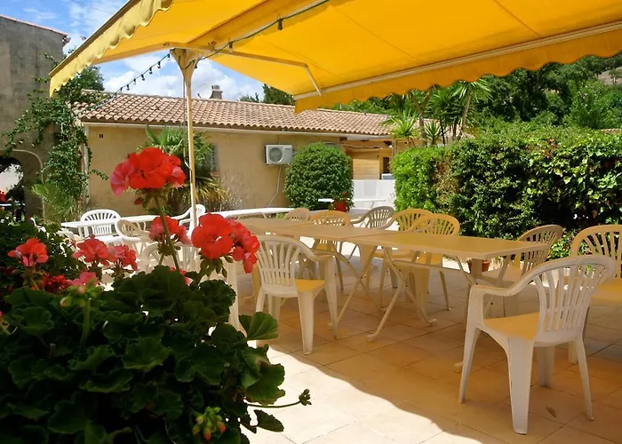 Hotel Les Mimosas 2*